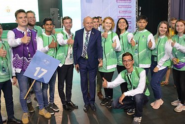 Оренбург встретил «Евразия Global»